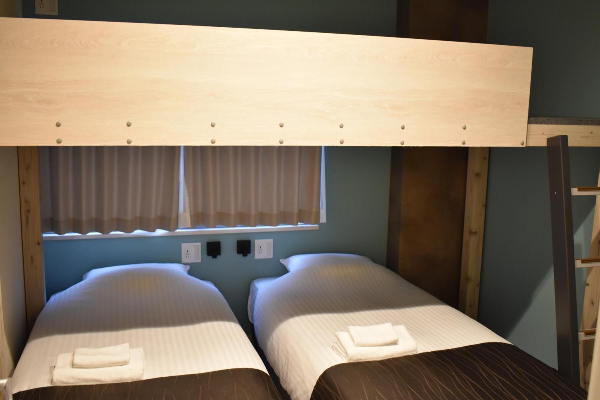 Shinsaibashi House Hotel Osaka Ruang foto