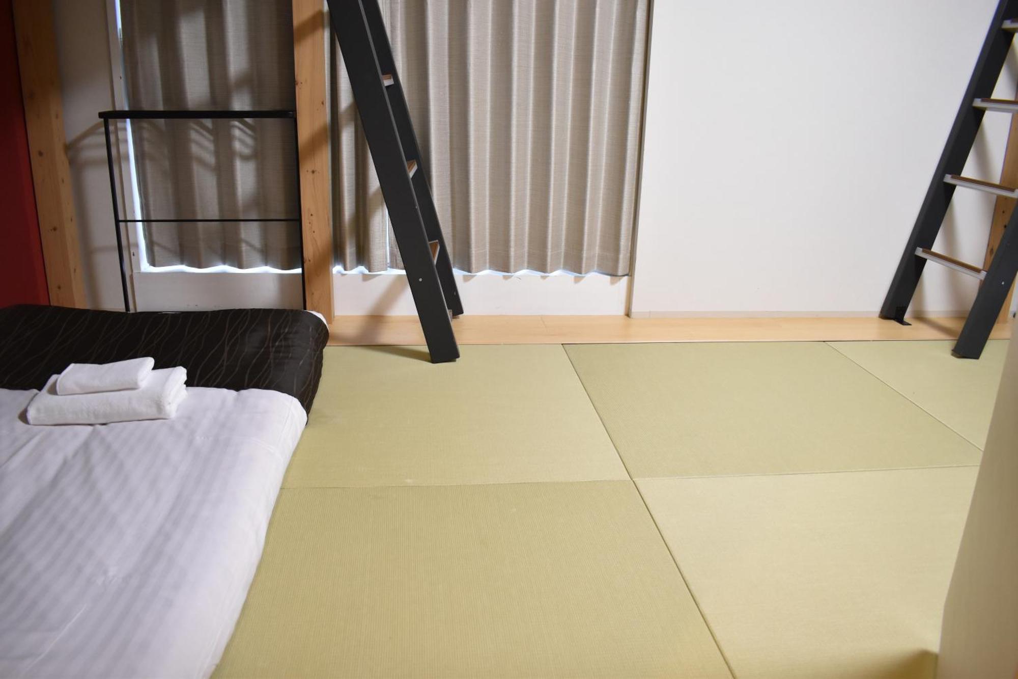 Shinsaibashi House Hotel Osaka Ruang foto