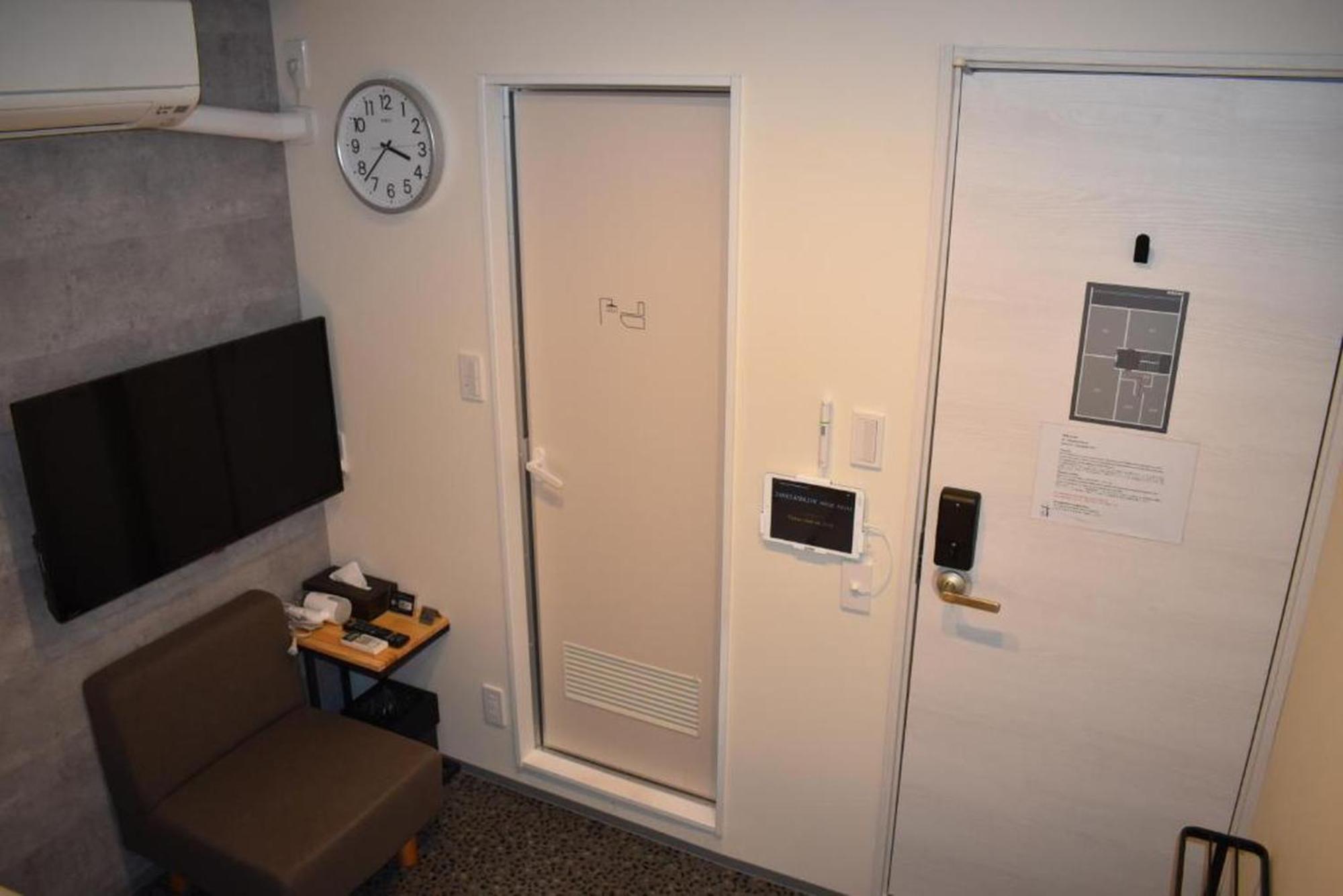 Shinsaibashi House Hotel Osaka Ruang foto