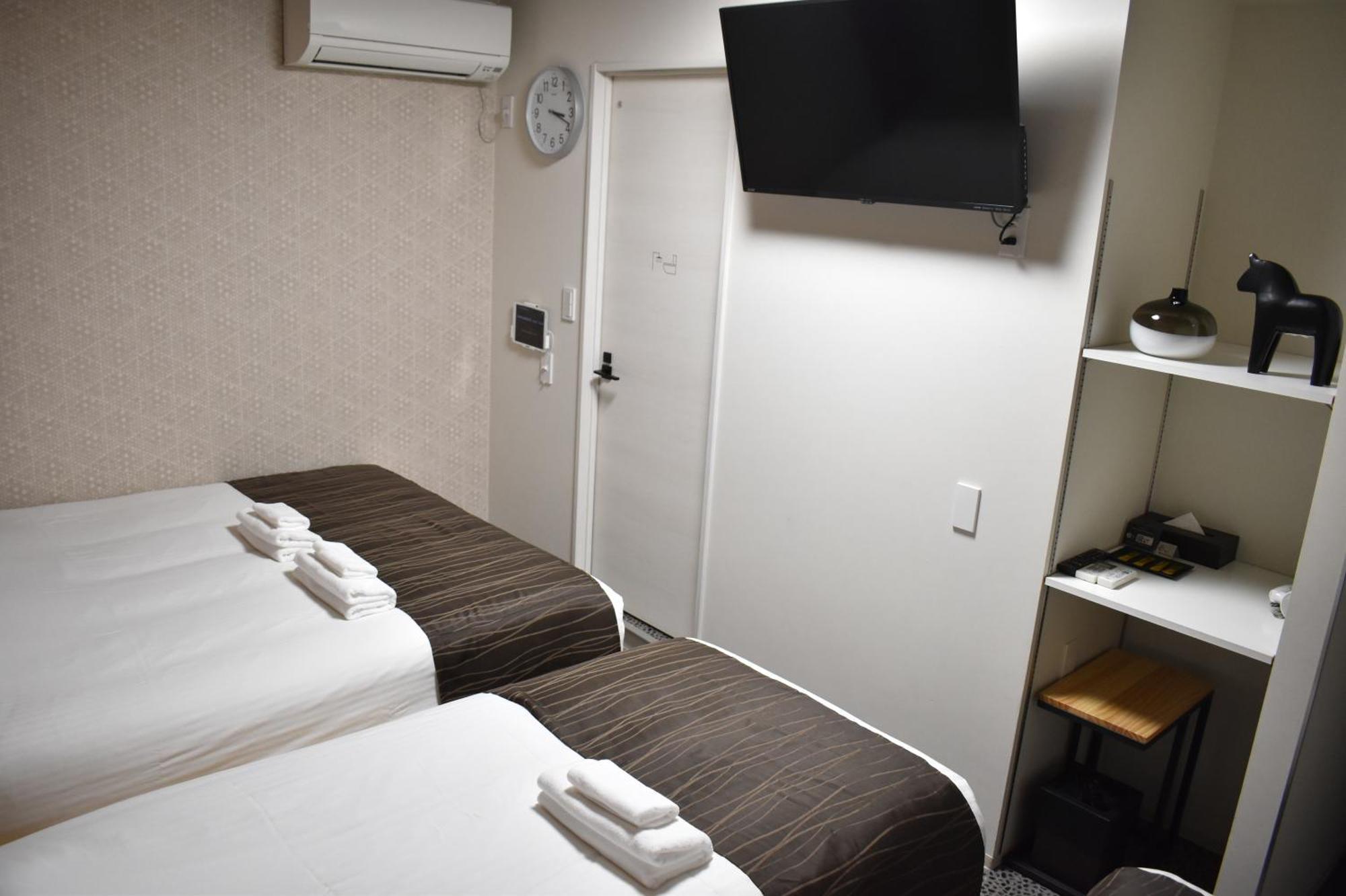 Shinsaibashi House Hotel Osaka Ruang foto