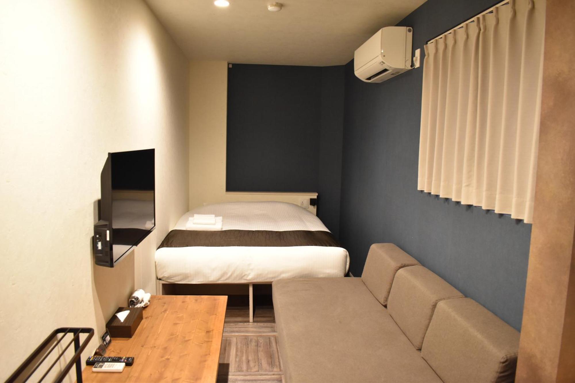 Shinsaibashi House Hotel Osaka Ruang foto