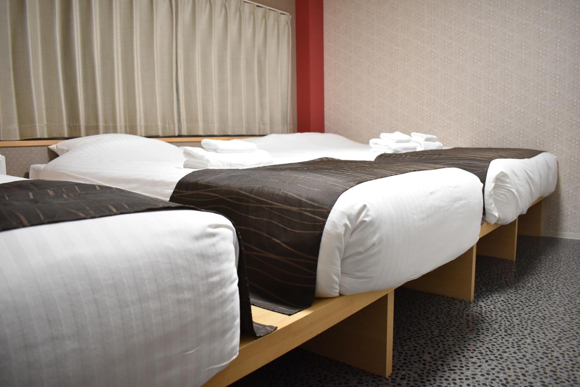 Shinsaibashi House Hotel Osaka Ruang foto